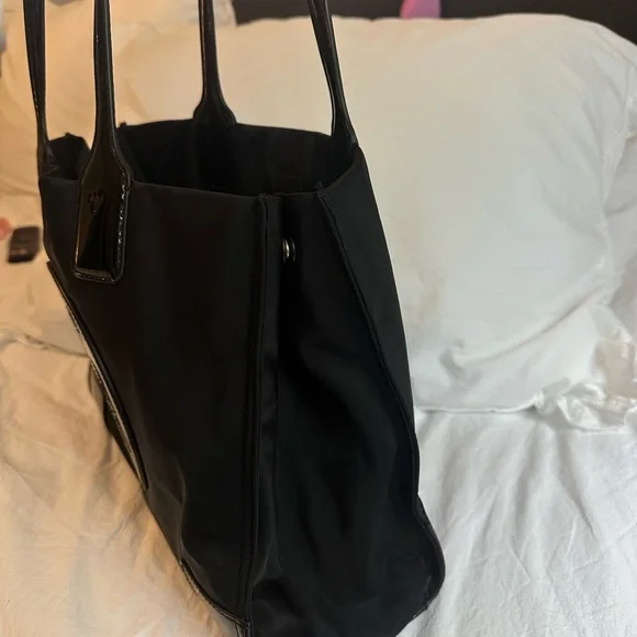 Tory Burch Black Tote with Embossed Logo - Picture 4 of 7